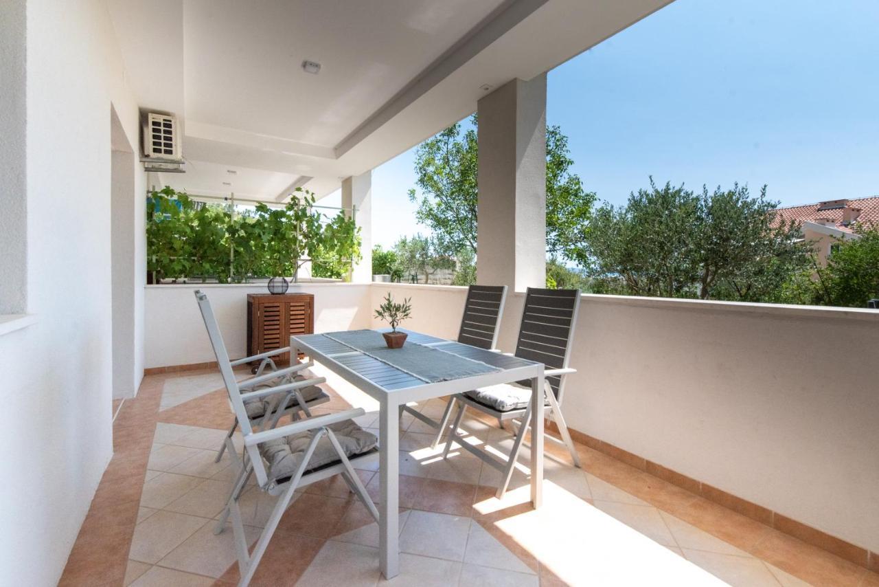 Maslina Apartments Krvavica Dış mekan fotoğraf